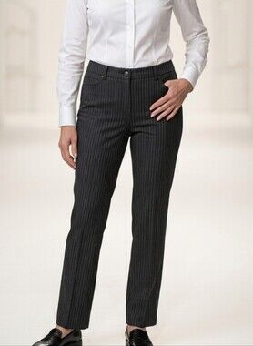 NWOT Ladies DKNY Black Pinstripe Jeans straight Pants